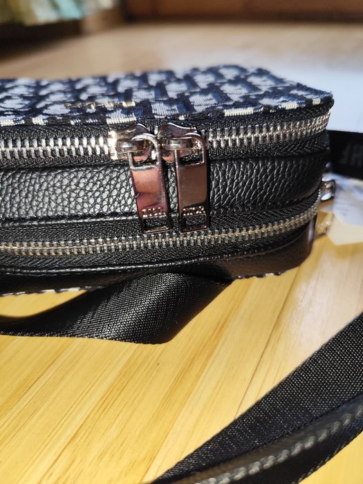 Geantă Dior Zipped Pouch cu Strap NOUĂ cu Etichetă - Blue Oblique Jacquard