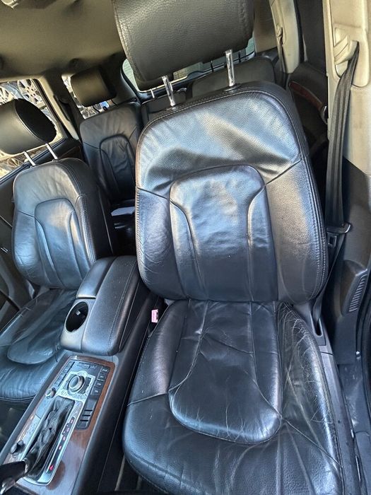 Interior complet AUDI Q7 - SUV 4 Usi Volan Stanga (1463)