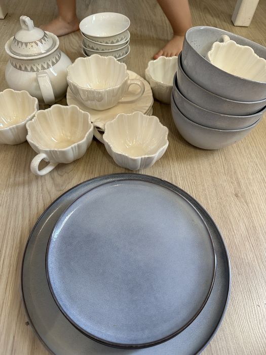 Продаю Посуду тарелки чашки