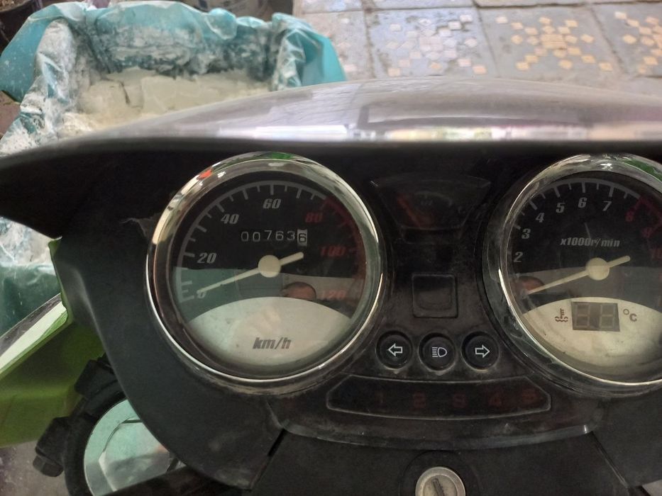 Хонжи мототсикел