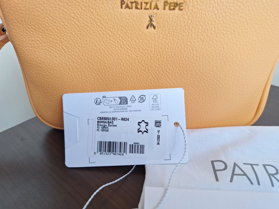 Patrizia Pepe малка кросбоди чанта