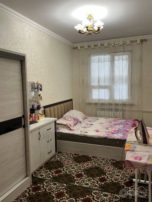 Srochna uy sotiladi arzon narxda pul zaril remont svejiy
