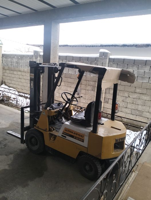 Вилочный погрузчик