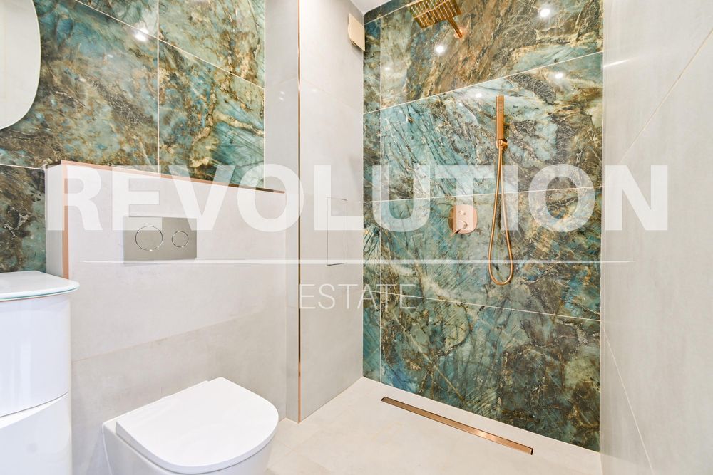 Тристаен апартамент в ж.к. Дружба 2