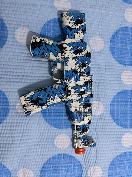 Aka-46 стреляет орбизами