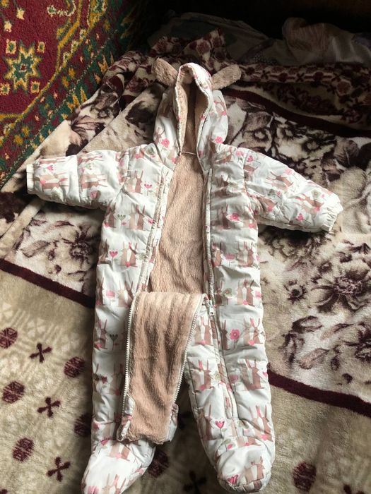 Зимние детские комбинезоны
