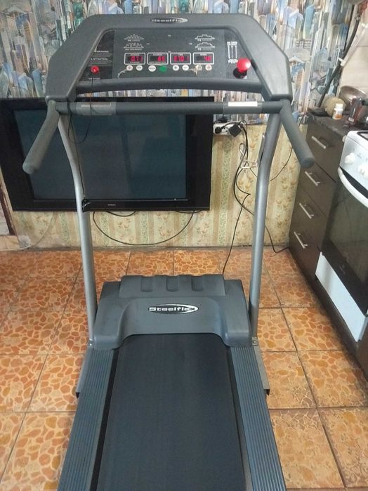 Беговая дорожка Steel Flex