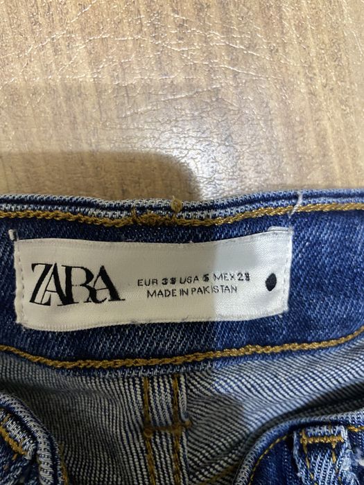 Джинсы ZARA скимс ращмер  28