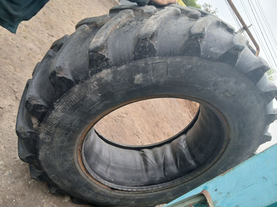 Шины для трактора  размер 18.4.34