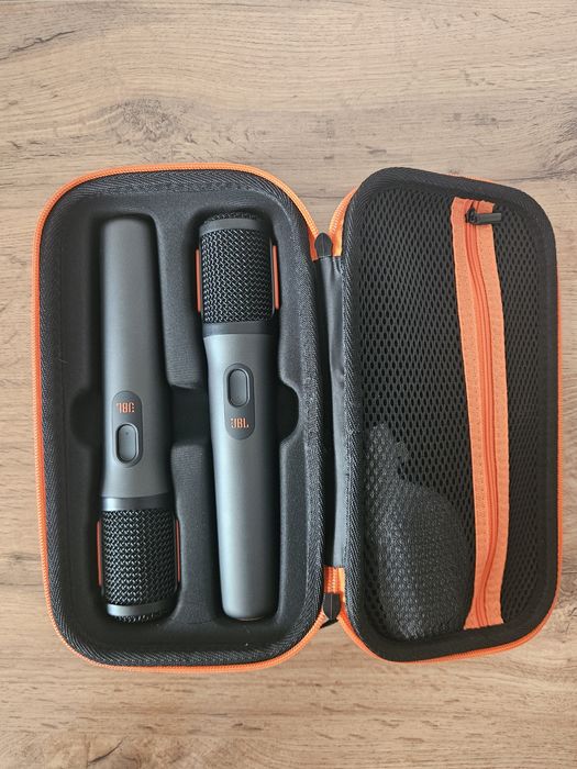 JBL partybox wireless mic