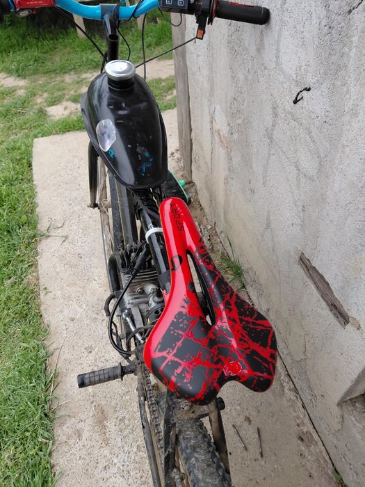 Bicicleta cu motor 2t