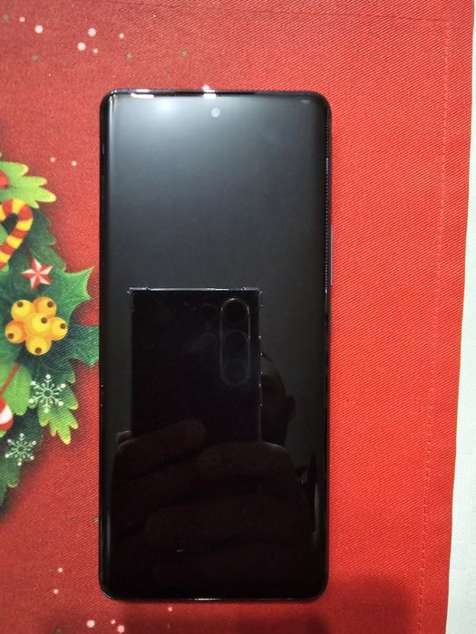 като НОВ Honor 50 5G + подаръци