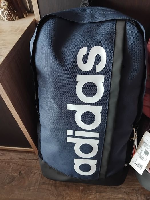 Чисто нови раници Adidas