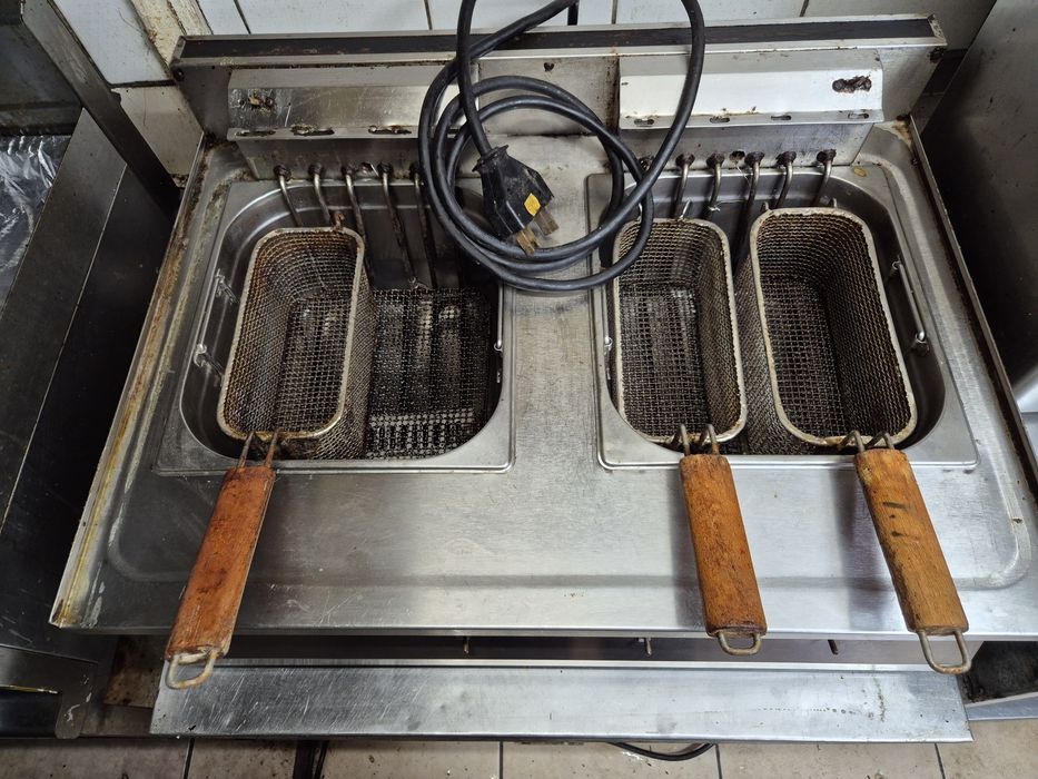 Професионален фритюрник 2х10л