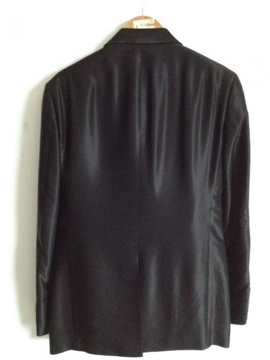 Costum barbatesc morandi bocci