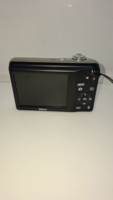 Nikon Coolpix A10 компактен дигитален фотоапарат