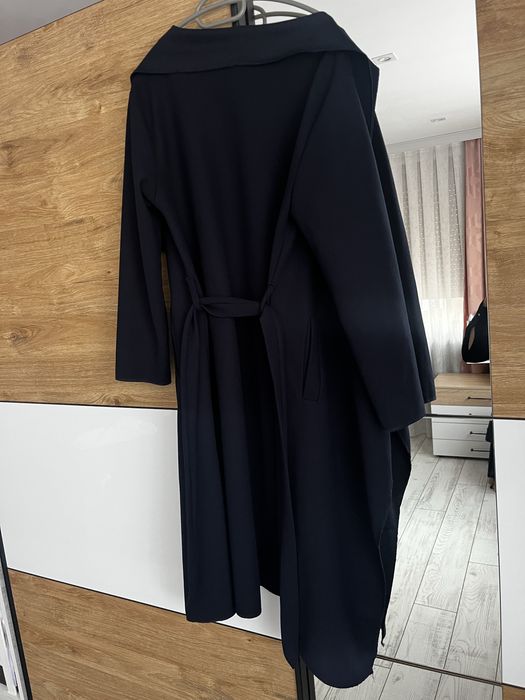 Елегантна жилетка с колан тъмносиня