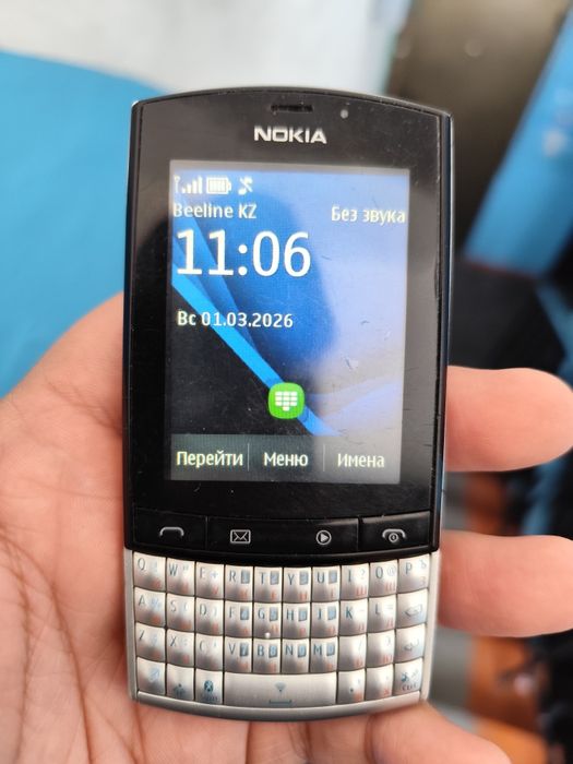 Продам NOKIA 303