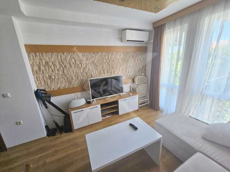 Продава се Двустаен апартамент в к.к. Слънчев бряг - 57 кв.м за 1667 €/кв.м - Снимка #2