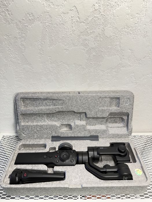 Gimbal steady pentru telefon ZhiYun Smooth 4