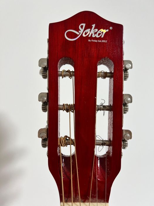 Гитара акустическая