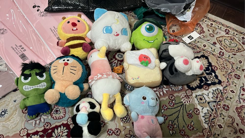 Тюльпаны, 8 март, подарки, цепочки, мишки