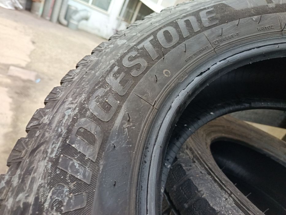 Anvelope MS iarna 235 65 16c bridgestone 2022 5.4-6mm