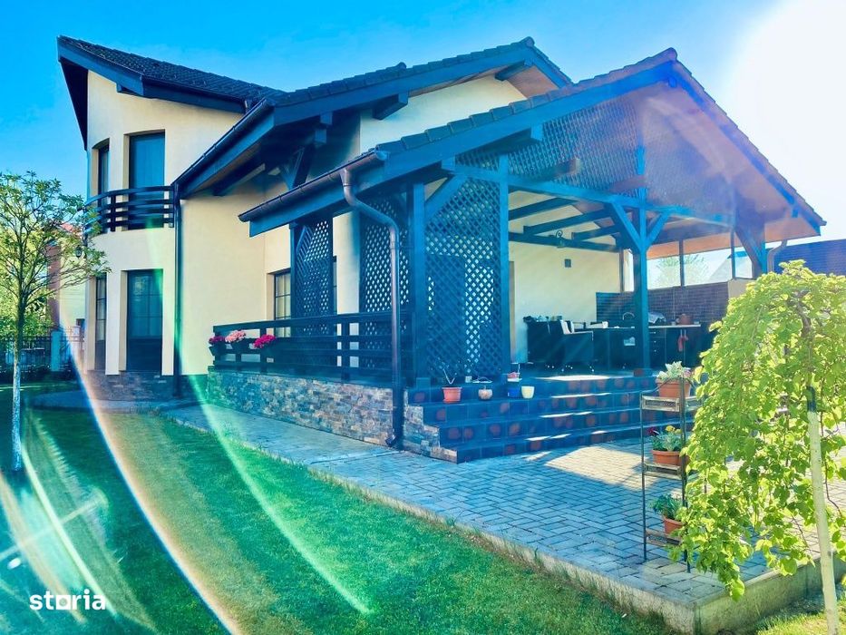 Vilă spațioasă cu teren generos – Sânpetru, Brașov