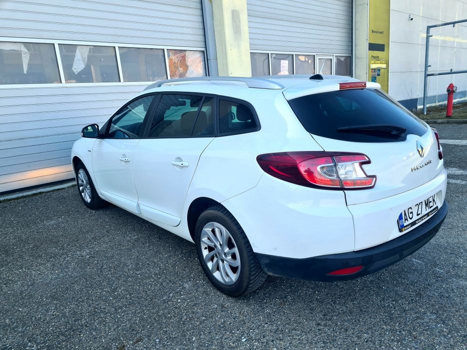 Proprietar-Renault Megane Limited-an 2016-1.5 Dci110-euro 6-navigatie