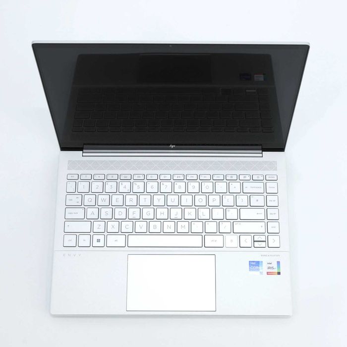 Лаптоп HP 14-eb i7-11370H 16GB 512GB FHD+ 1920x1200
