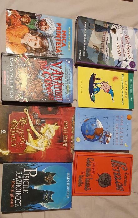 Carti adolescenti diverse