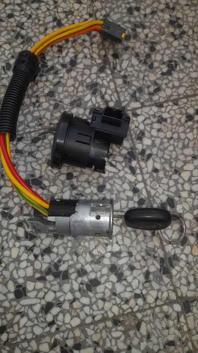 Части за рено сценик