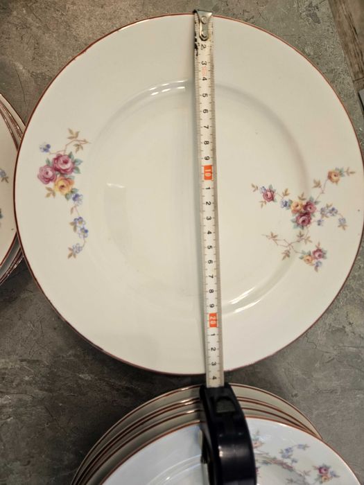 Ретро български порцеланов сервиз "Китка" 23 части – отлично състояние