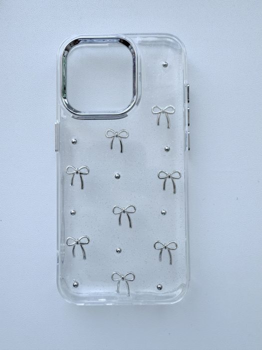 Продам чехлы на айфон 15про