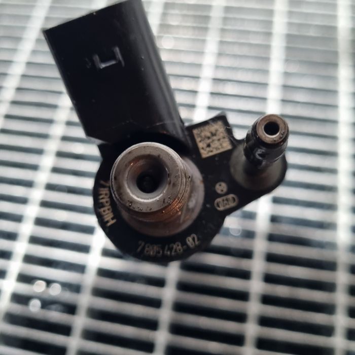 Injector BMW X3 E83 Facelift 2.0 D - 177CP N47 Euro5 (1512) Diesel