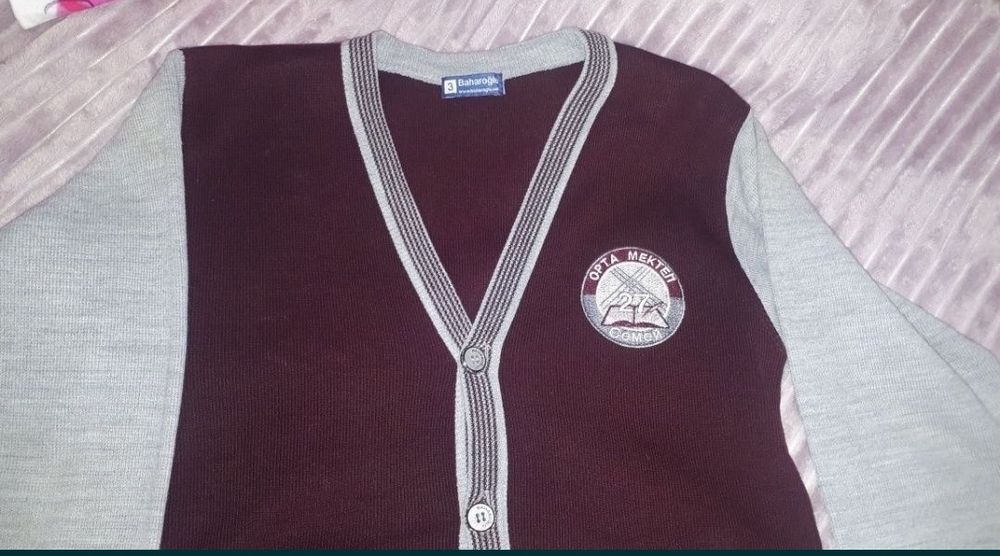 Школьная форма, кофта и жилет