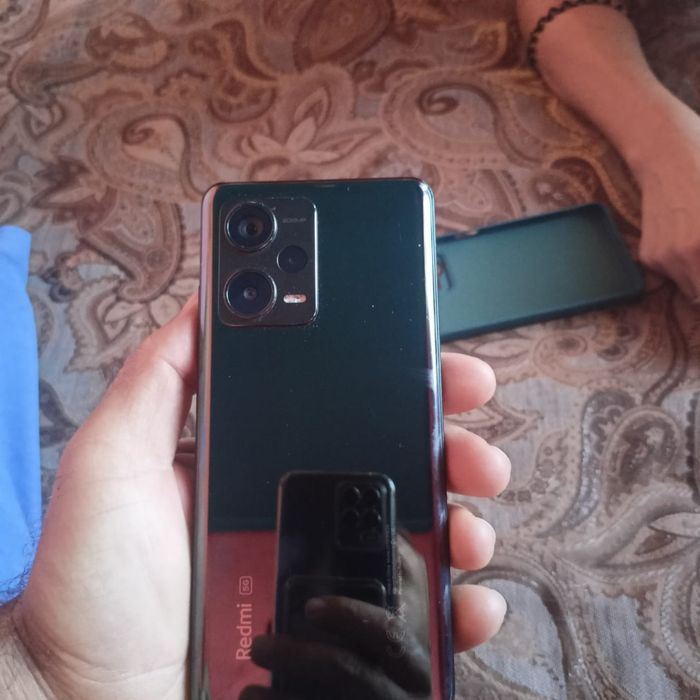 Обменяю редми нот 12 про плюс