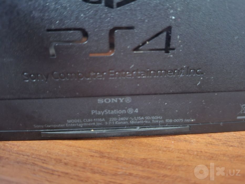 Plesteshin 4 PS4 sotiladi Playstation 4