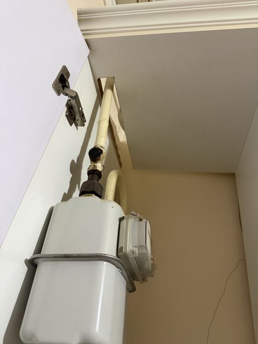 Продам кухонный гарнитур б/у