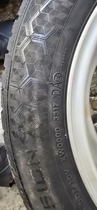 Джанти с гуми 5х120