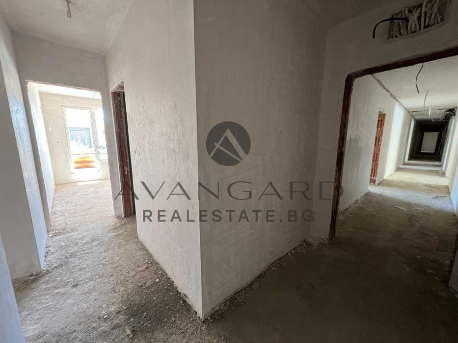 Продава се Тристаен апартамент в Пловдив, Кючук Париж - 154 кв.м за 707 €/кв.м - Снимка #8