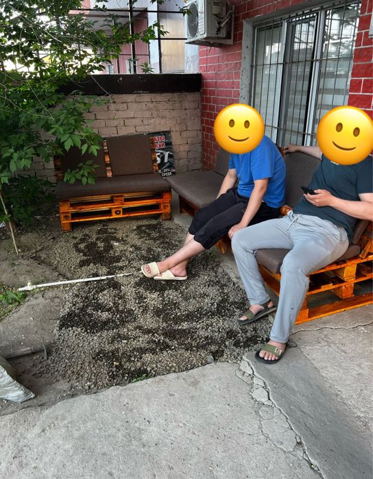 Скамейки уличные