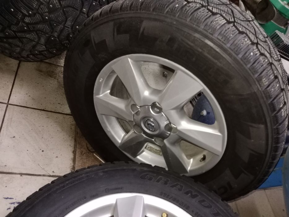 Диски продам с резина зима пирели