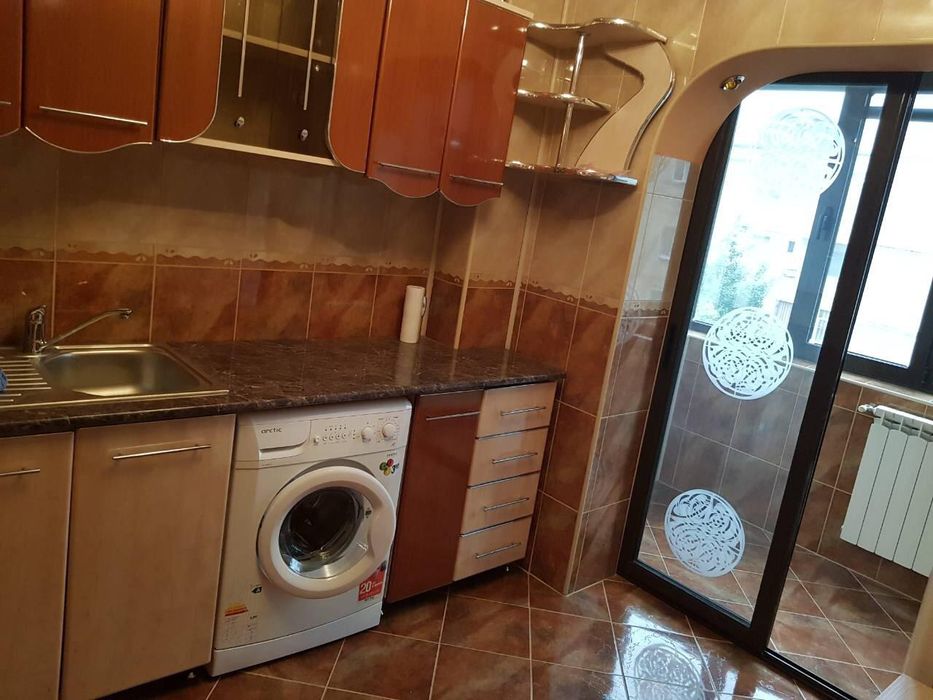 Vand ap 3 cam buzaului etj 3/4