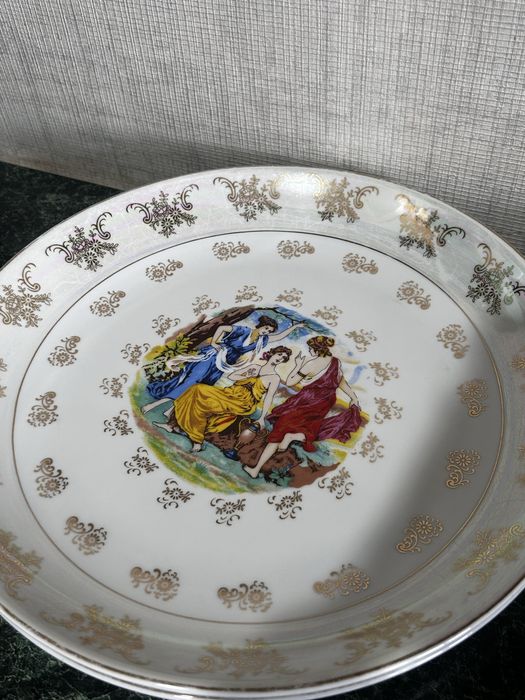 Полный комплект посуды