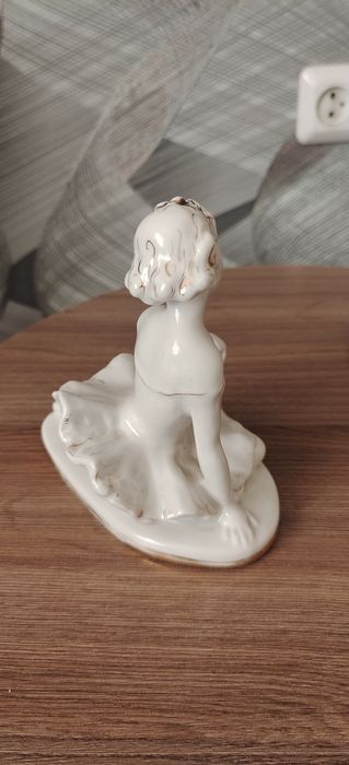 Продам статуэтку