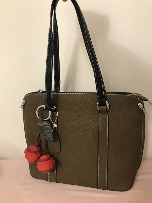 Сумка женская кожаная новая.