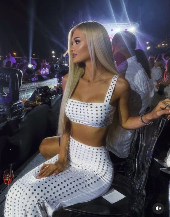 сет от пола и топ с камъчета