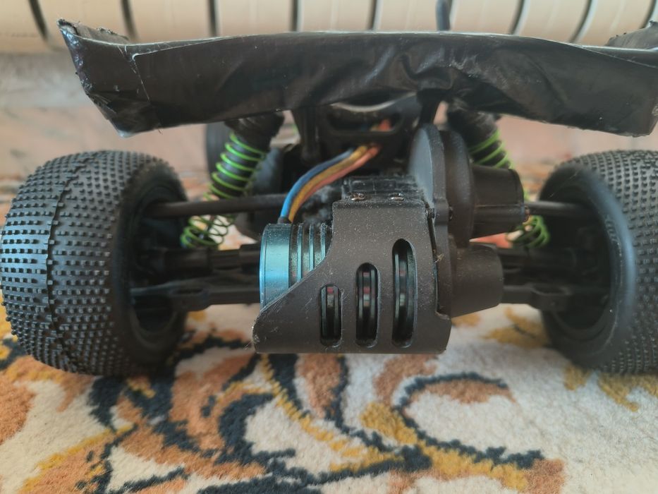 Automodel LRP Twister Buggy