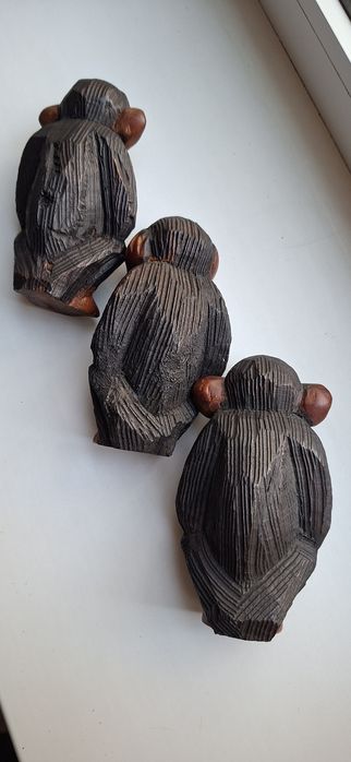 Продам статуэтки из красного дерева